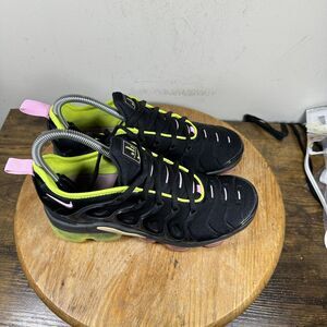 Nike Air Vapormax Plus Shoes Womens Size 7 Running CI6100-001 Sneakers